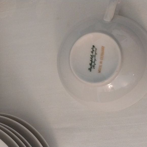 Porzellanfabrik  Porcelain cup & saucers set of 6 - Picture 2 of 4